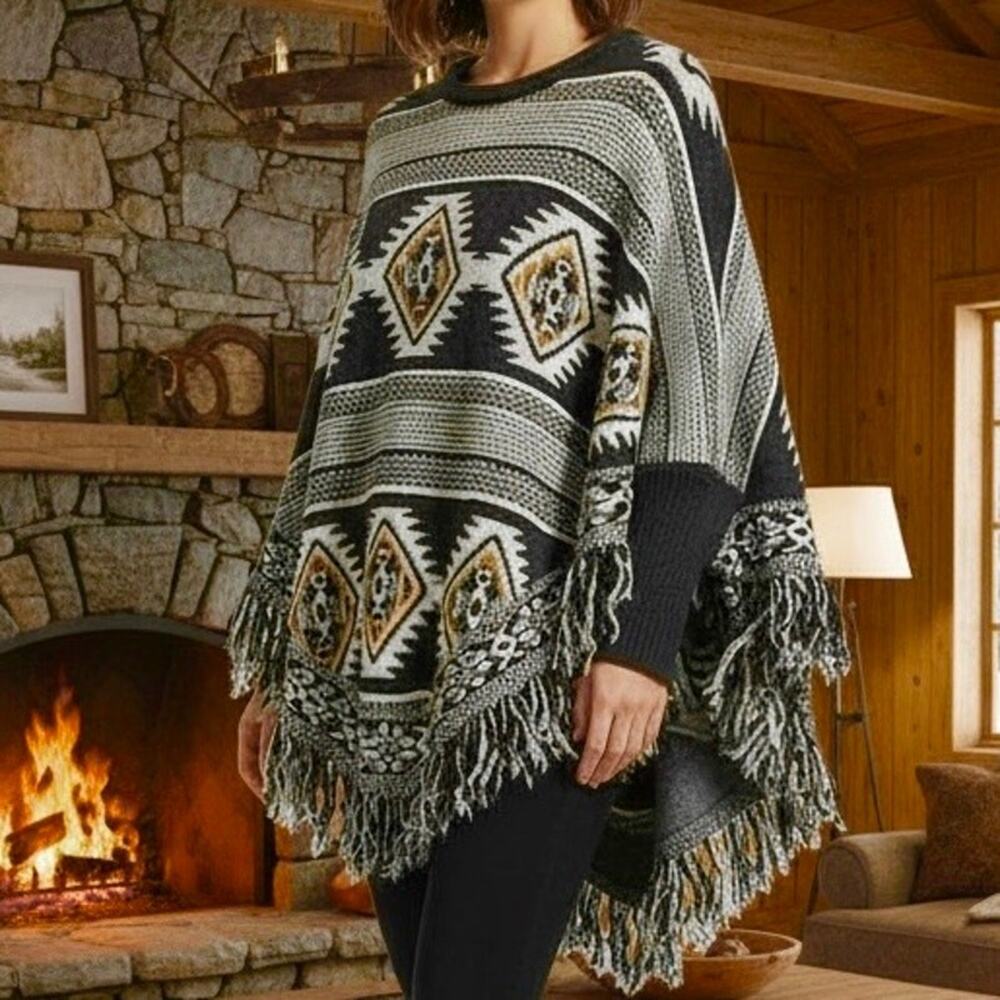 ZA Poncho Tribal Geo Diamond Pattern One Size Bat Sleeve Fringe Design - Picture 4 of 8